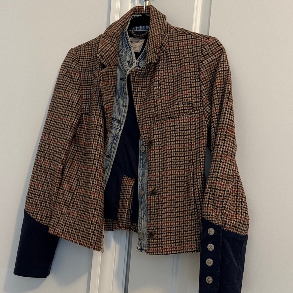 Women's Plaid Blazer with Jean and Navy Accents